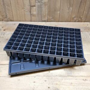 Pluggbrätte 96 celler + bevattningsbricka